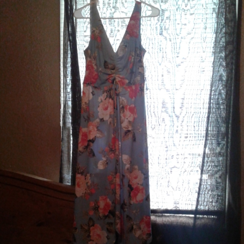 Maxi dress